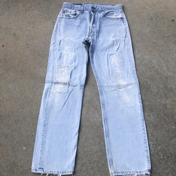 Vintage 80s lightwash levi - Picture 3 of 4